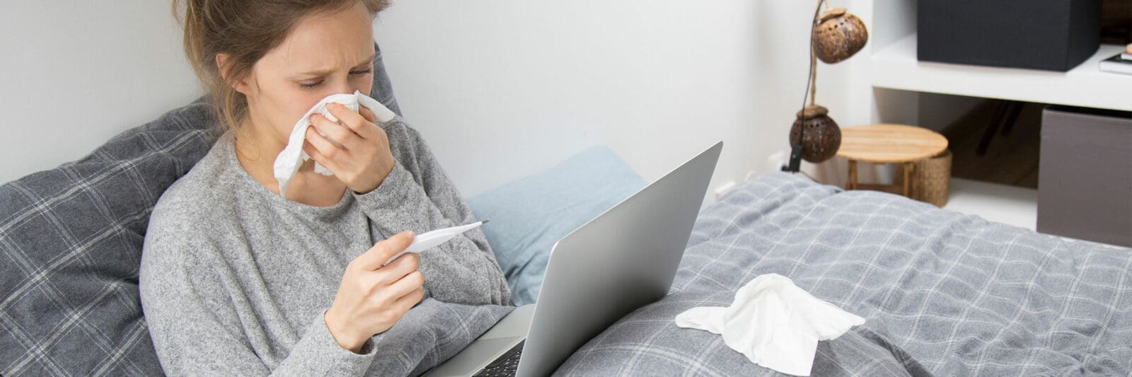 latex mattress sleep blog header banner allergies