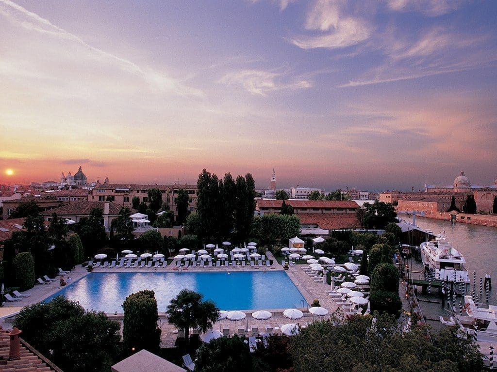 Pool BelmondHotelCipriani VeniceItaly CRHotel 1024x768 1