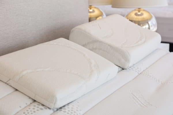 Bedding Accessories Bundle - Image 7